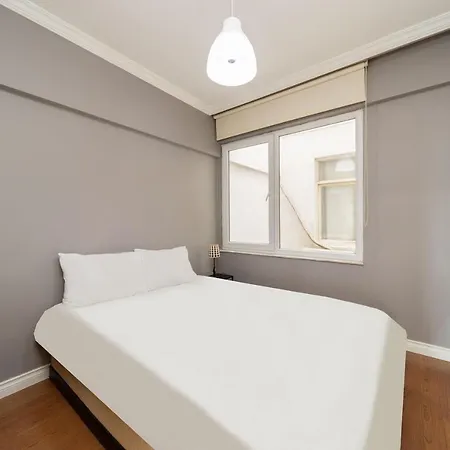Central Flat With Great View In Muratpasa Appartement Antalya